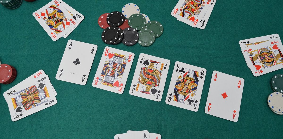 Bollywood Casino کیسینو میں پوکر گیمز